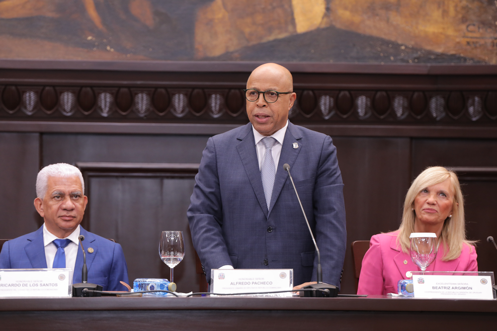 Alfredo Pacheco destaca compromiso de la Cámara de Diputados con la creación de leyes de calidad